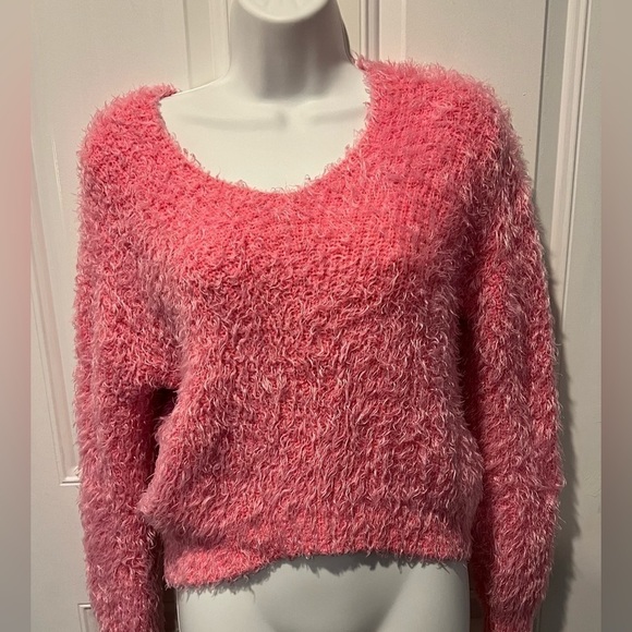 Freshman Women's Pink Long Sleeve Fuzzy Sweater Size S - Picture 3 of 12